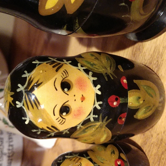 Russian Dolls - Picture 3 of 10